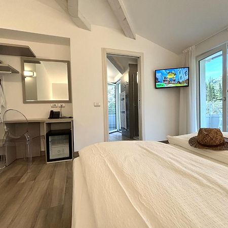 Albergo Garni Francesco Torbole Sul Garda Εξωτερικό φωτογραφία