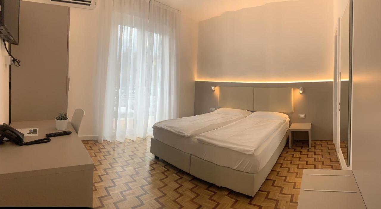 Albergo Garni Francesco Torbole Sul Garda Εξωτερικό φωτογραφία