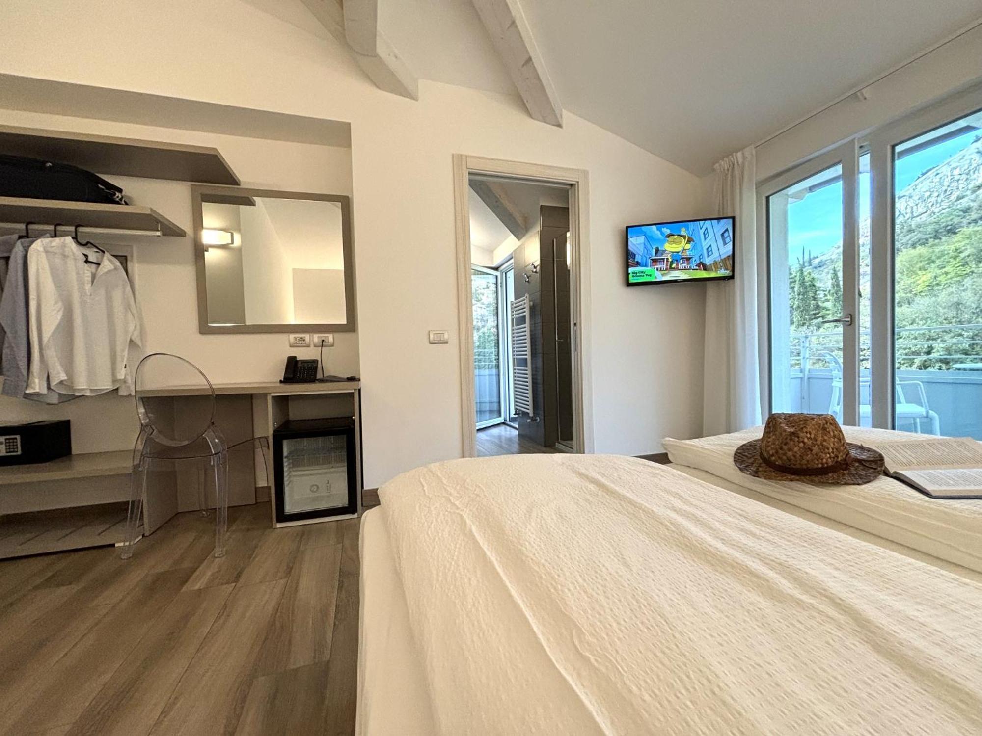 Albergo Garni Francesco Torbole Sul Garda Εξωτερικό φωτογραφία