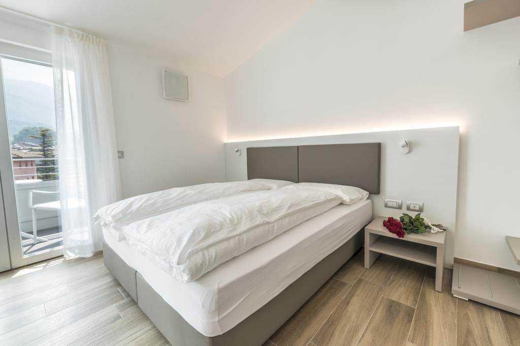 Albergo Garni Francesco Torbole Sul Garda Εξωτερικό φωτογραφία